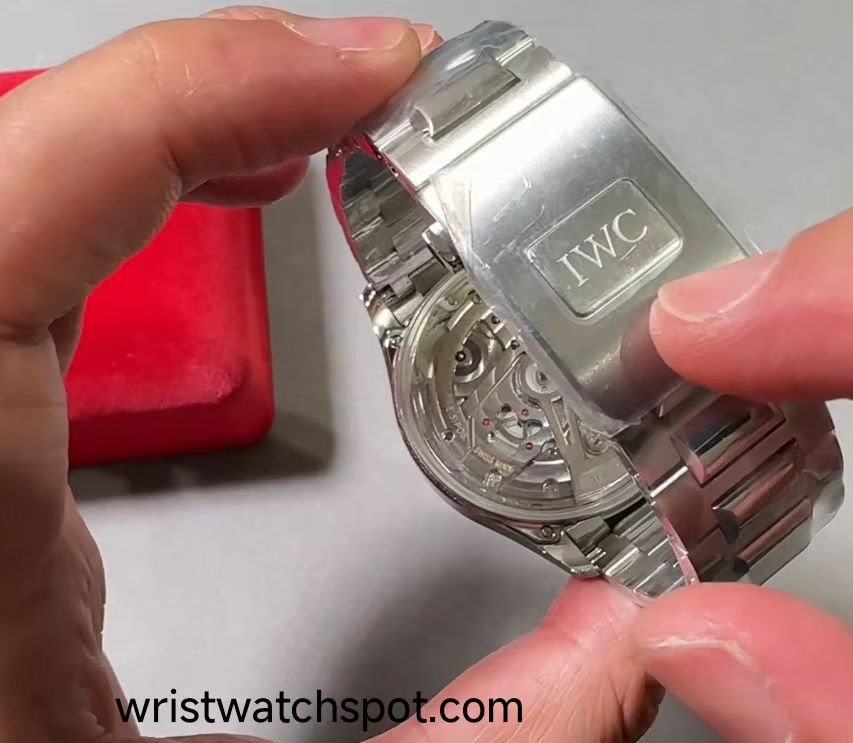 IWC Portuguese 7 Days IW501704 Engraving